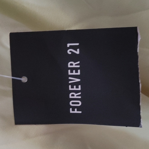 NWT FOREVER 21 YELLOW PALAZZO LINED PANTS SZ L - Picture 4 of 6